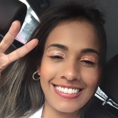 Profile Picture of Carol Rodrigues (@caroolzinhaars) on Twitter