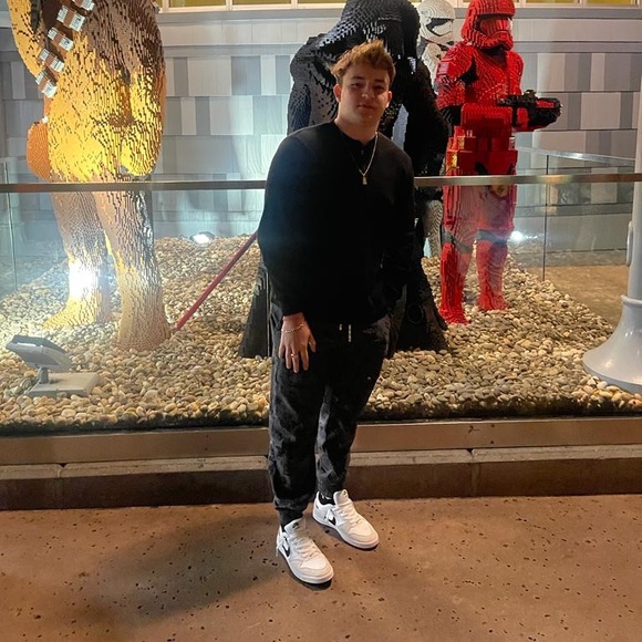 Profile Picture of Kevin Peralta (@kevinperalta04) on Poshmark