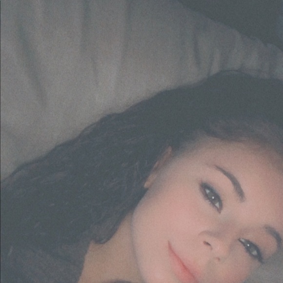 Profile Picture of Jassy Ritcherson (@jassy420) on Poshmark