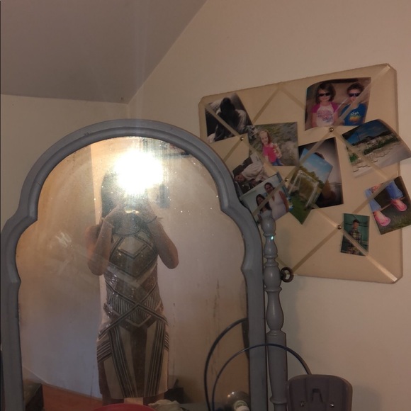 Profile Picture of Hayleigh Strobeck (@hayls__13) on Poshmark