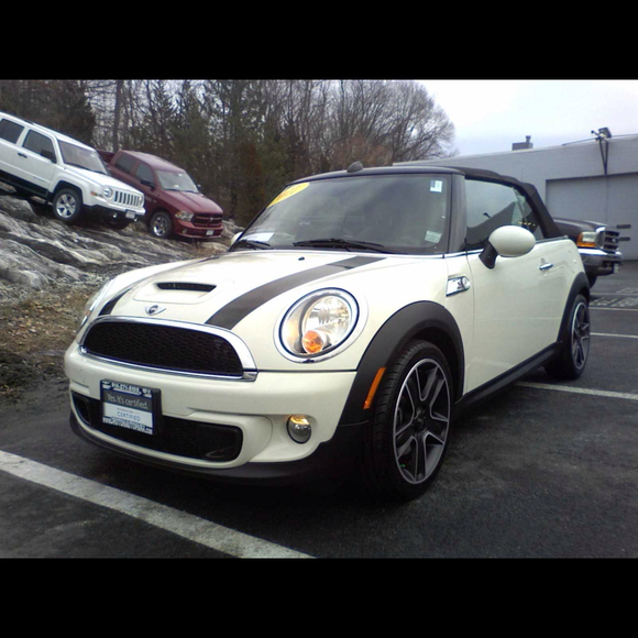 Profile Picture of Abby Jozwicki (@lovinmom41) on Poshmark