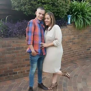 Profile Picture of Stacey Lee Clarke (@stacey.adams) on Instagram