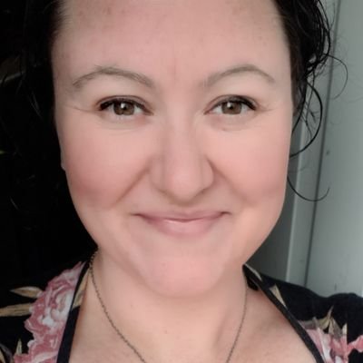 Profile Picture of Sarah Foo (@mommyfoo) on Twitter