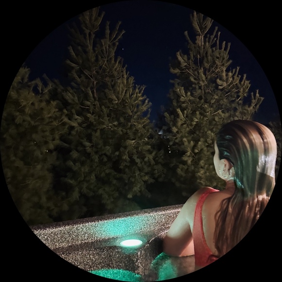 Profile Picture of Sadie Kosoff (@skosoff) on Poshmark