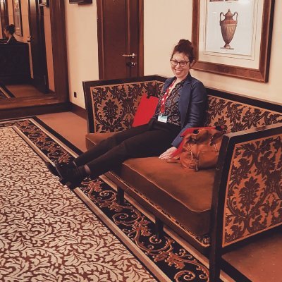 Profile Picture of Anna Ferrario (@FreeEnglishMFY) on Twitter