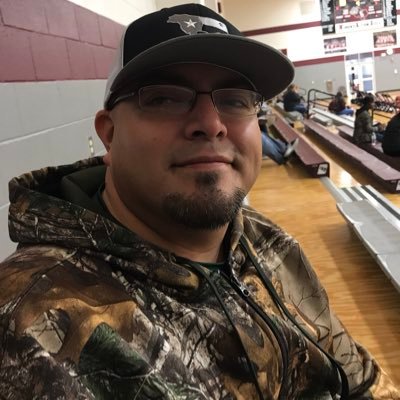 Profile Picture of jason castro (@jasonca14233765) on Twitter