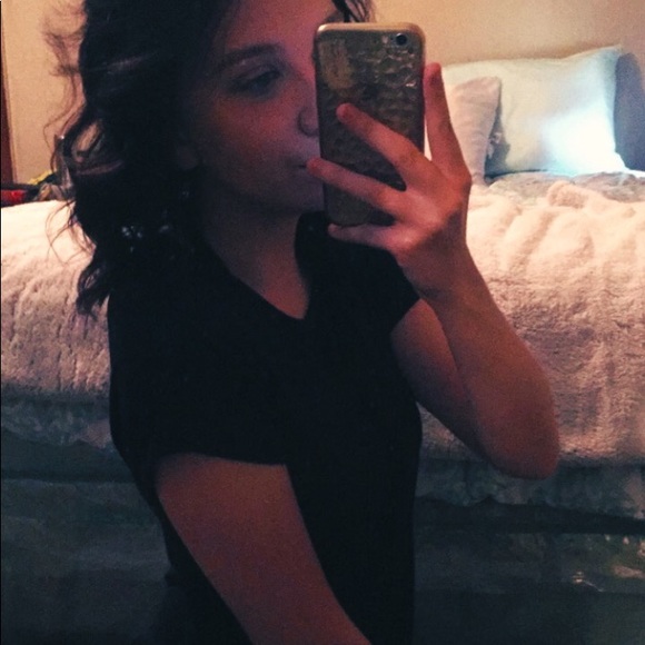 Chrissy Dolin - Poshmark Profile Picture of Chrissy Dolin (@chrissydolin) on Poshmark