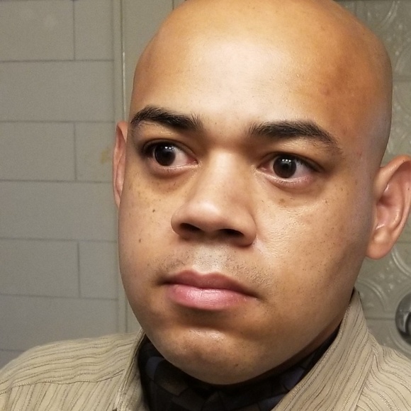 Profile Picture of Victor Morgan (@fancyvic) on Poshmark