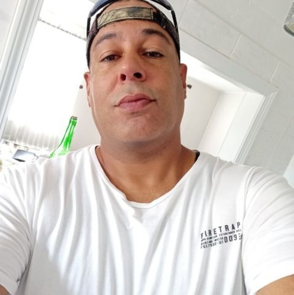 Profile Picture of Darrell Martin (@darrelldale7) on Poshmark