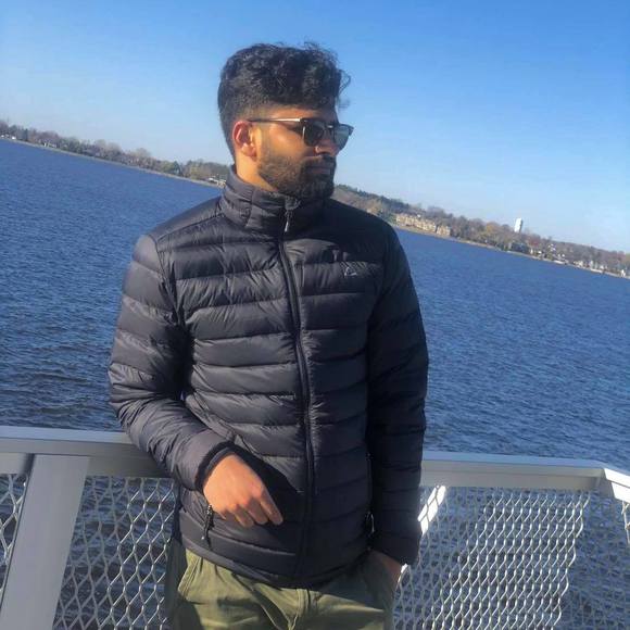 Profile Picture of Moazam Gulfraz (@moazamgulfraz) on Poshmark