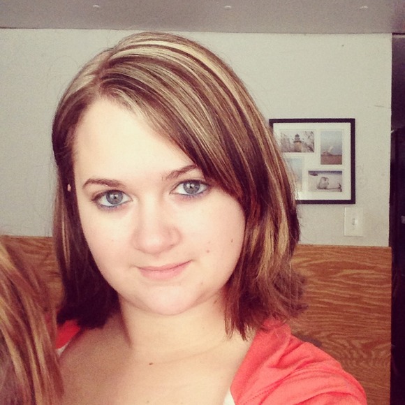 Profile Picture of Brandy Daugherty (@brandy881) on Poshmark