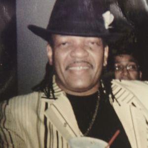 Profile Picture of Anthony Hollis (@montana3351) on Twitter