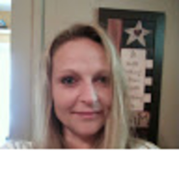 Kelly Houser - Poshmark Profile Picture of Kelly Houser (@kelhouser911) on Poshmark