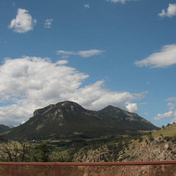 Profile Picture of Bella Stusse (@bellastusse) on Poshmark