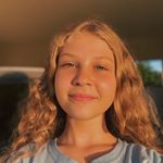 Profile Picture of júlia m. pedrotti (@julia.pedrotti) on Instagram