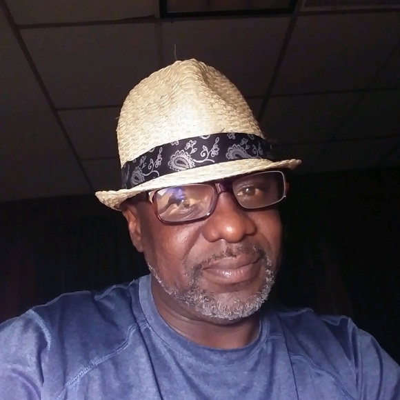 Profile Picture of Christopher Skinner (@zxchris) on Poshmark