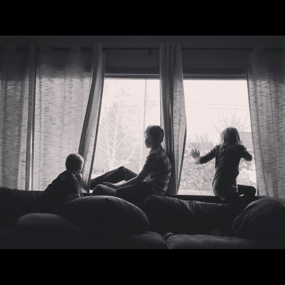 Profile Picture of Shannon Oasen (@shannonoasen) on Poshmark