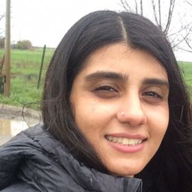 Profile Picture of Arezoo Mahdavi (@arezoom1992) on Pinterest