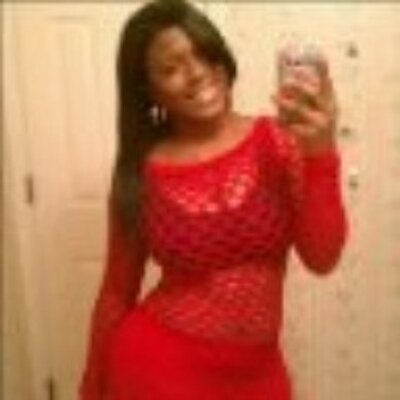 Profile Picture of Caroline Holcomb (@holcombbic) on Twitter