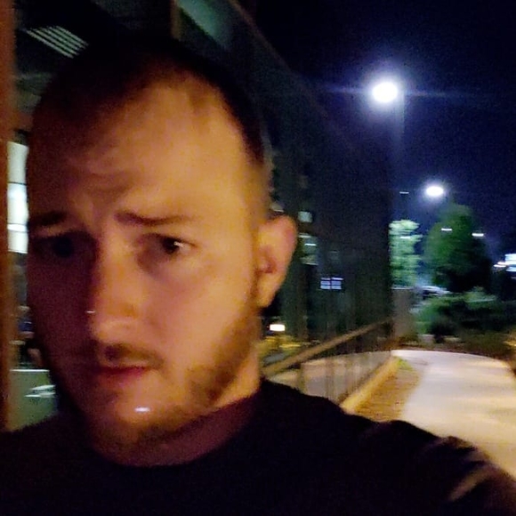 Profile Picture of Joseph Killingbeck (@j_killingbeck) on Poshmark