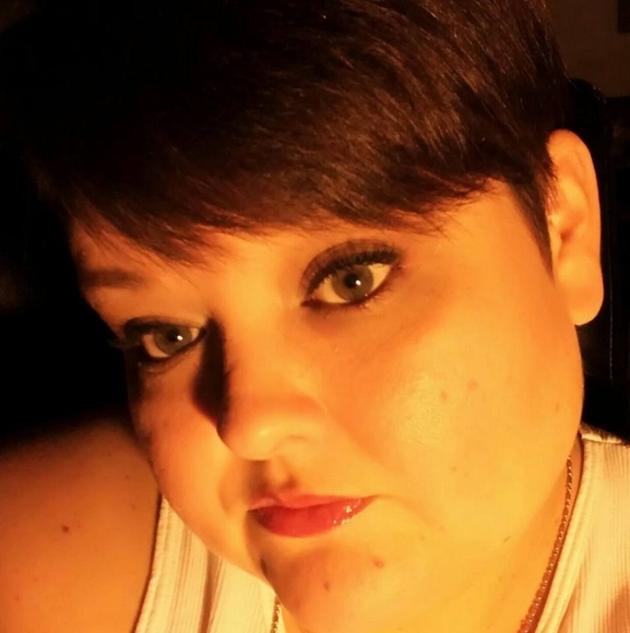 Profile Picture of Jamie Driskill (@jdriskill80) on Poshmark