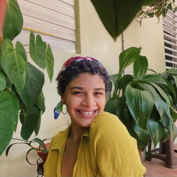 Profile Picture of Claudia Clavell (@claututy_) on Poshmark