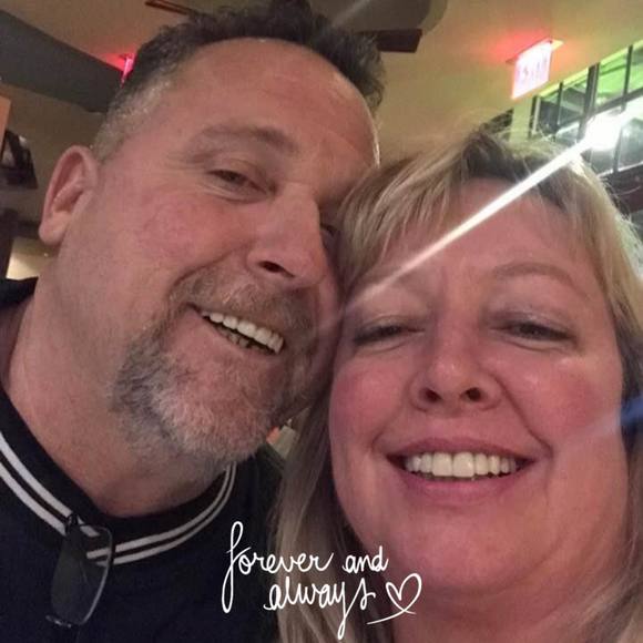 Profile Picture of Lee Carlson-sims (@helotes) on Poshmark