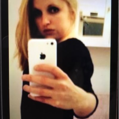 Profile Picture of Kelly Louise Mascall (@KellyKelbel24) on Twitter