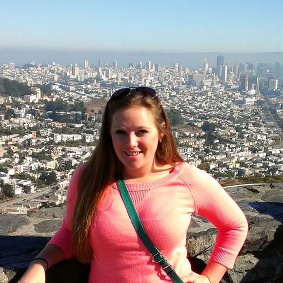 Profile Picture of Marie Milford (@mariemilford) on Poshmark