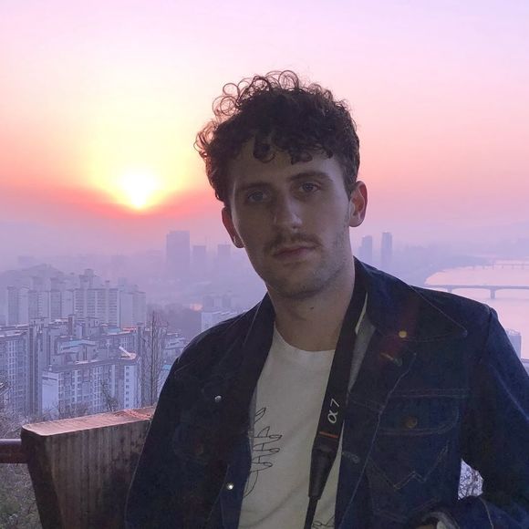 Profile Picture of Michael Essaf (@michael_essaf) on Poshmark