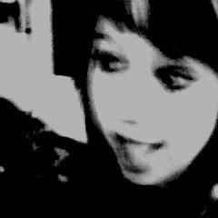 Profile Picture of Laura Eeles (@princesslintu) on Myspace