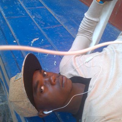 Profile Picture of Moses El-lino (@moses_kay_el_li) on Twitter