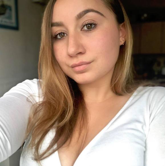 Profile Picture of Jordan Bixel (@jordanbixel) on Poshmark