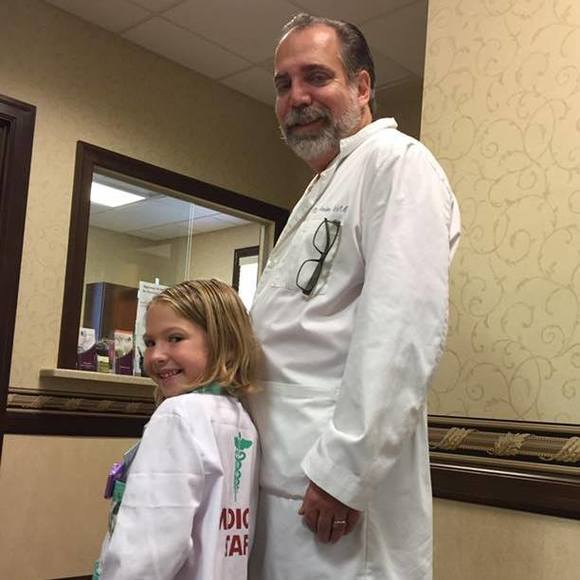 Profile Picture of Christopher Cheshire (@cheshiredom) on Poshmark