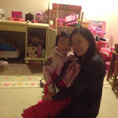 Profile Picture of Joy Yoon (@jinsunyoon) on Twitter