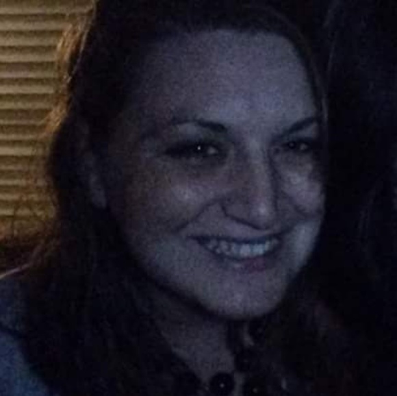 Profile Picture of Sara Conway (@sarasoup85) on Poshmark