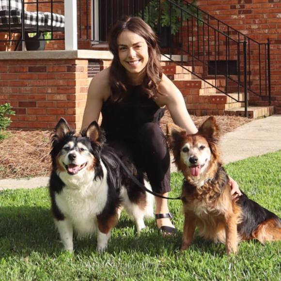 Profile Picture of Samantha Linkowski (@slinkows) on Poshmark