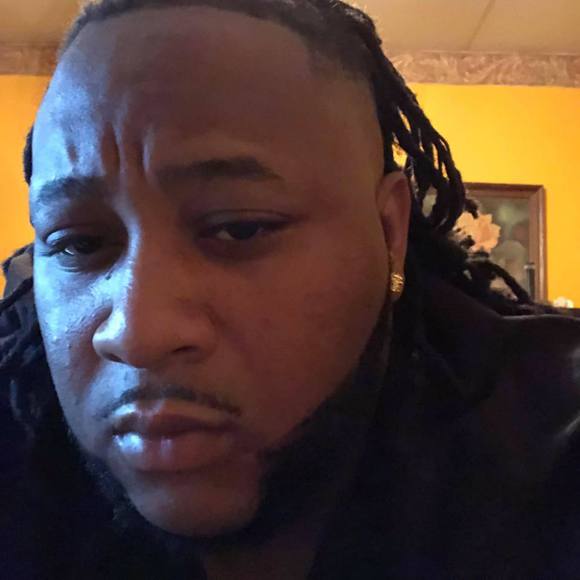 Profile Picture of Darrell Taylor (@marion35160) on Poshmark
