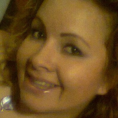 Profile Picture of Elva Lenika Morales (@elvalenikamoral) on Twitter