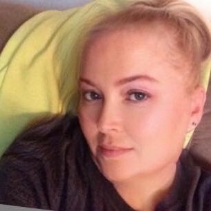 Profile Picture of Terri Michelle Howard Kempf (@chelle1669) on Twitter