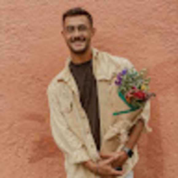 Profile Picture of Tyler Bertao (@tyler_bertao) on Poshmark