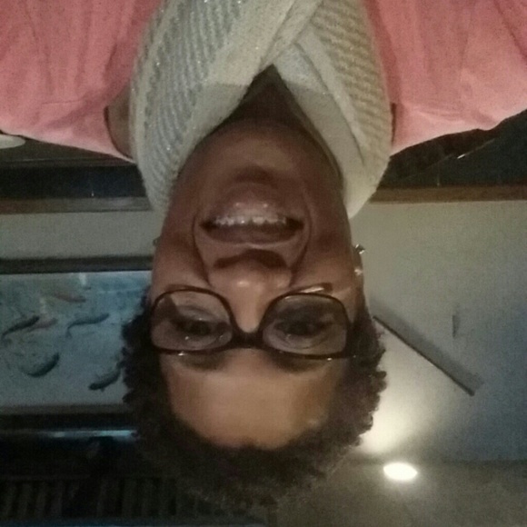 Profile Picture of Brenda Pendleton (@brenpen65) on Poshmark