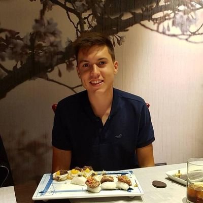 Profile Picture of Alex (@alexaparicio07) on Twitter
