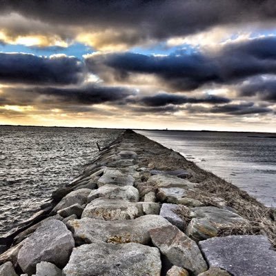 Profile Picture of LifeIsShortLoveMore (@YourJaySmoker) on Twitter