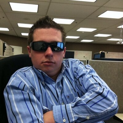 Profile Picture of Derek R. Zeller (@DerekRZeller) on Twitter