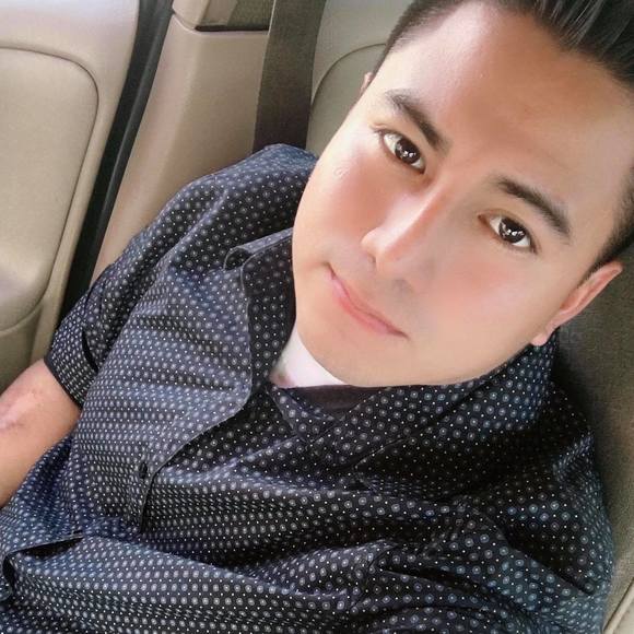 Profile Picture of Rőbërt Gônźâlêz (@robertogonzlo98) on Poshmark