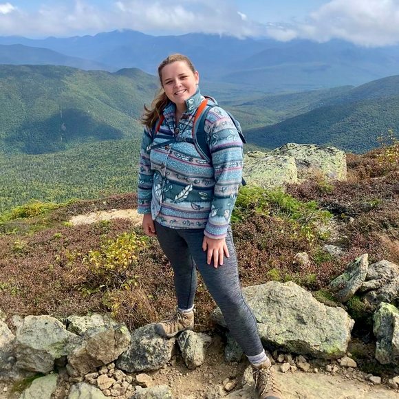 Profile Picture of Rachel Frankenfield (@r_frankenfield) on Poshmark