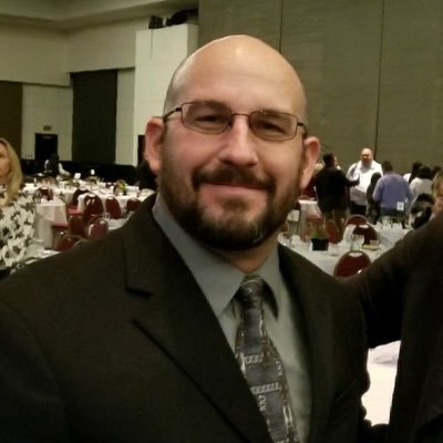 Profile Picture of Dr. R. Daniel Huck (@DrDan66) on Twitter