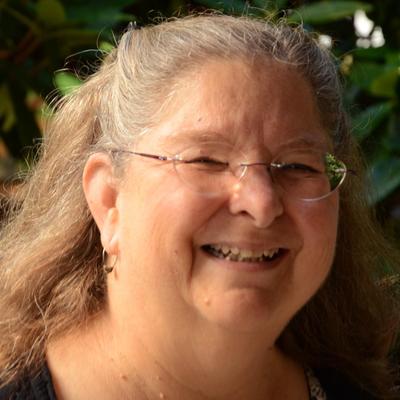 Profile Picture of RobertaHegland (@marimberta) on Twitter