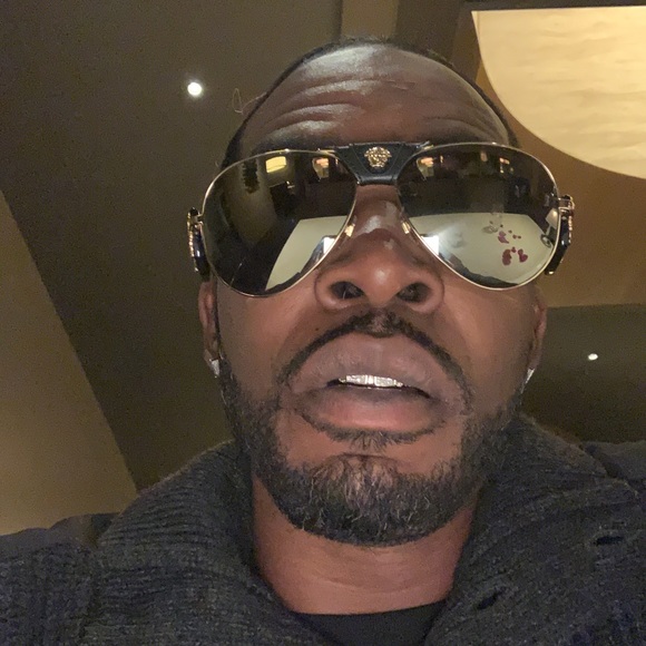 Profile Picture of Cleon Watson (@cleonwatson) on Poshmark